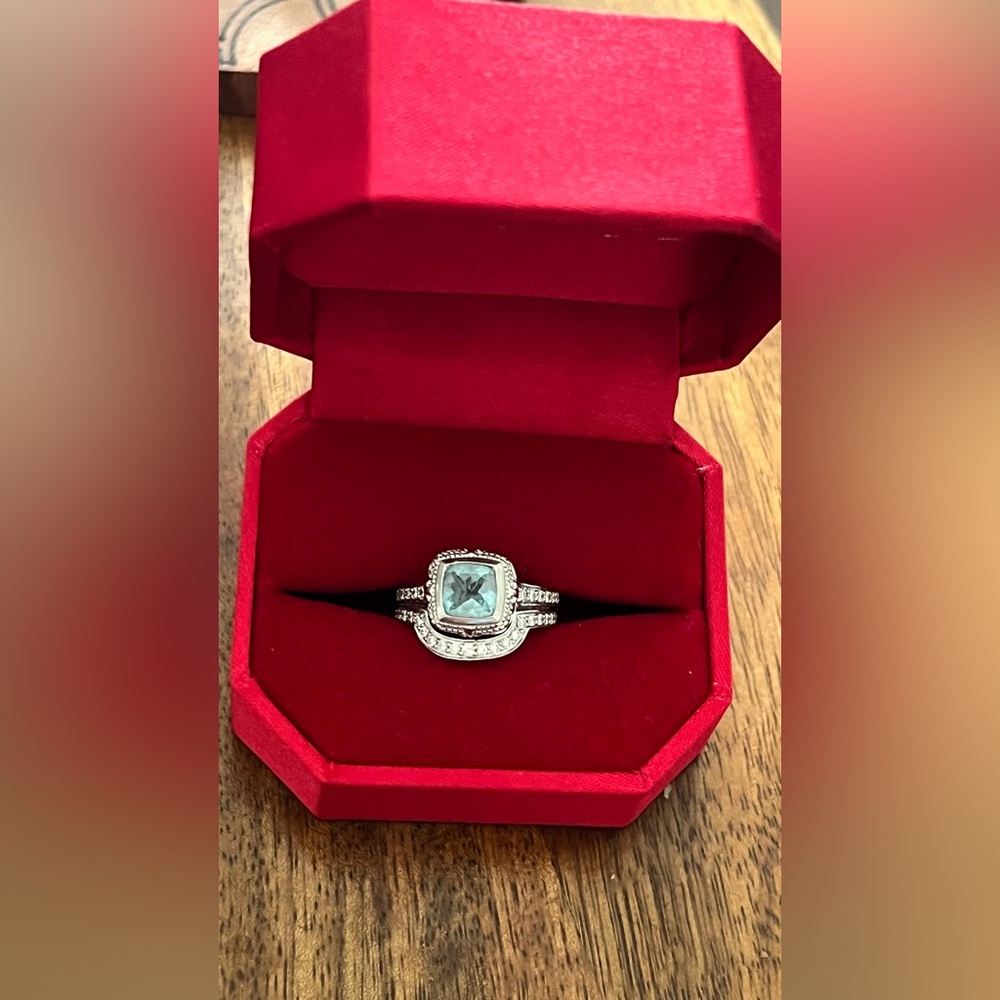 Elegant Aquamarine, Diamond  & 14kt White Gold Wedding Set.